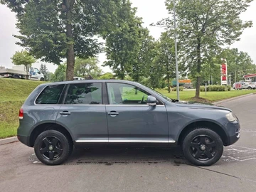 Авто Volkswagen Touareg 2006 № 8979145