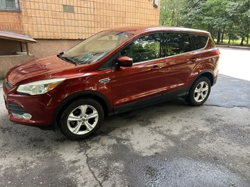Авто Ford Escape 2015 № 8979221