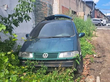 Авто Volkswagen Sharan 1998 № 8979225