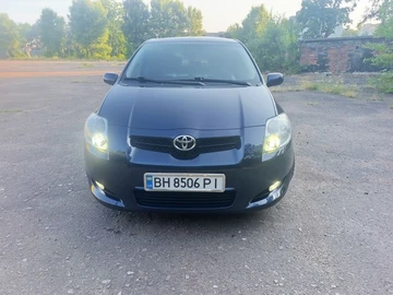 Авто Toyota Auris 2008 № 8979327
