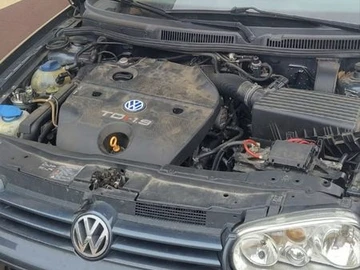 Авто Volkswagen Golf 2001 № 8979368