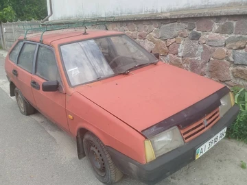 Авто ВАЗ 2109 1995 № 8979374