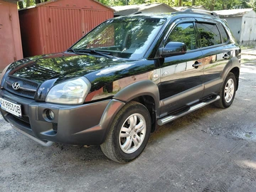 Авто Hyundai Tucson 2005 № 8979426