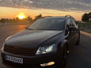 Авто Volkswagen Passat Variant 2012 № 8979585
