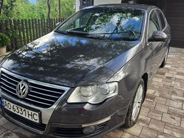 Авто Volkswagen Passat Sedan 2005 № 8979663