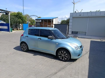 Авто Suzuki Swift 2006 № 8979740