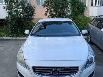 Авто Volvo S60 2012 № 8979858