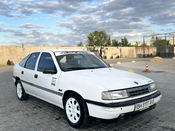 Авто Opel Vectra 1991 № 8979950