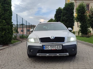 Авто Skoda Octavia Scout 2008 № 8980015