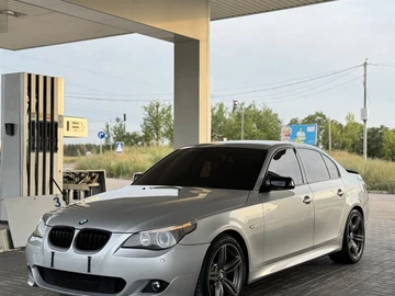 Авто BMW 5 Серия 2005 № 8980018