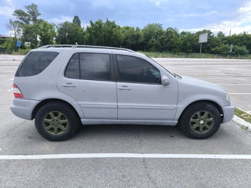 Авто Mercedes Ml Серия 2002 № 8980145