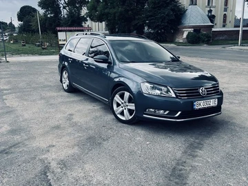 Авто Volkswagen Passat Variant 2012 № 8980289