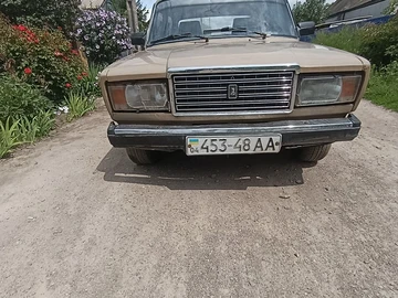 Авто ВАЗ 2107 1988 № 8980335