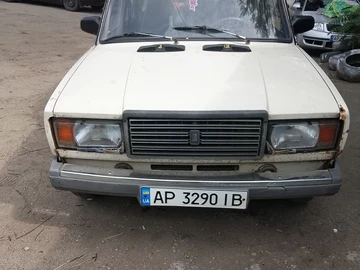 Авто ВАЗ 2107 1995 № 8980634