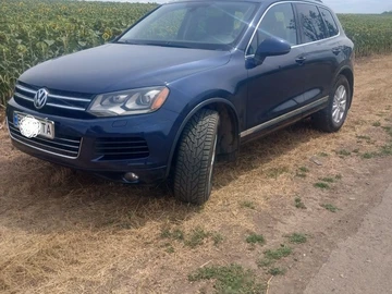 Авто Volkswagen Touareg 2013 № 8980638
