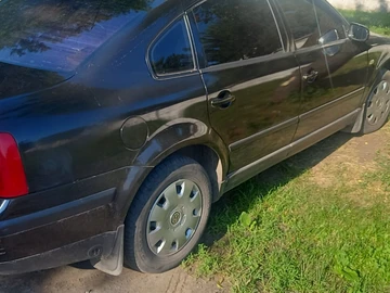 Авто Volkswagen Passat Sedan 2000 № 8980657
