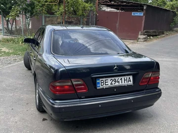 Авто Mercedes E Серия 2000 № 8980667