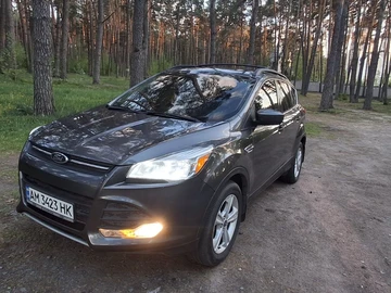 Авто Ford Escape 2015 № 8980768