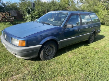 Авто Volkswagen Passat Variant 1988 № 8981075