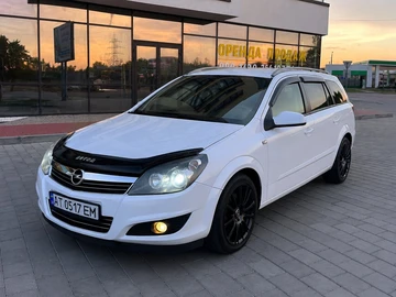 Авто Opel Astra 2010 № 8981154