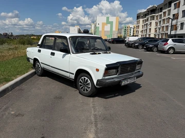 Авто ВАЗ 2107 2002 № 8981162