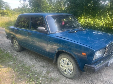 Авто ВАЗ 2107 2004 № 8981265