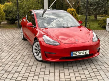 Авто Tesla Model 3 2023 № 8981357