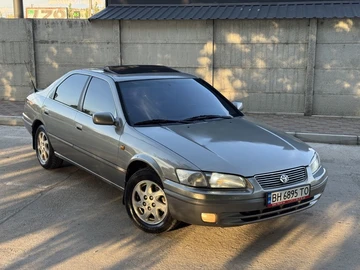 Авто Toyota Camry 1998 № 8981542