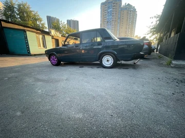 Авто ВАЗ 2107 2005 № 8981647