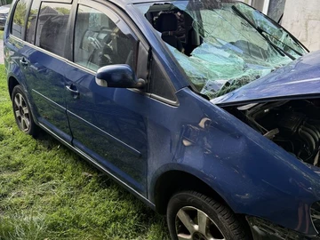 Авто Volkswagen Touran 2006 № 8981662