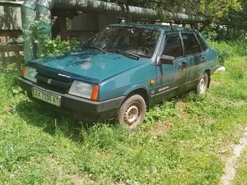 Авто ВАЗ 21099 1999 № 8981923