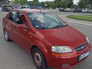 Авто Chevrolet Aveo 2005 № 8982048