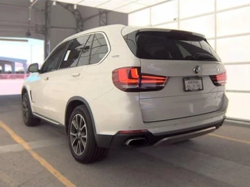 Авто BMW X5 2017 № 8982064