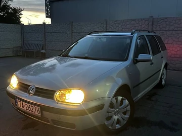 Авто Volkswagen Golf 2000 № 8982075