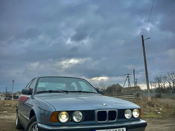 Авто BMW 5 Серия 1991 № 8982249