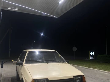 Авто ВАЗ 21099 1992 № 8982312