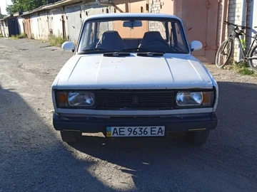Авто ВАЗ 2105 1989 № 8982405