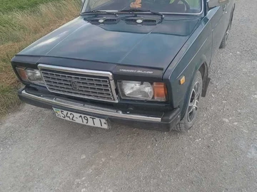 Авто ВАЗ 2107 2002 № 8982689
