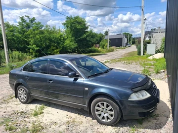Авто Volkswagen Passat Sedan 2003 № 8982802