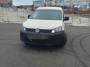 Авто Volkswagen Caddy 2013 № 8982836