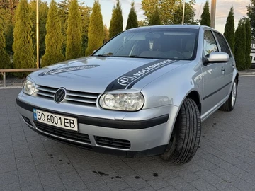 Авто Volkswagen Golf 2002 № 8982970