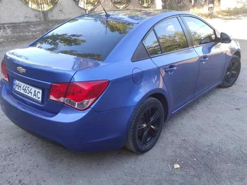 Авто Chevrolet Cruze 2011 № 8983026