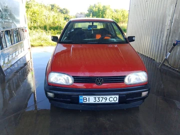 Авто Volkswagen Golf 1999 № 8983189