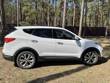 Авто Hyundai Santa Fe 2013 № 8983285