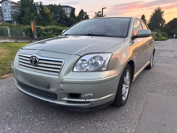 Авто Toyota Avensis 2003 № 8983423
