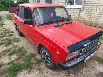 Авто ВАЗ 2107 1992 № 8983776