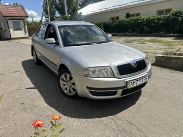 Авто Skoda Superb 2004 № 8983978