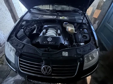 Авто Volkswagen Passat Sedan 2003 № 8984201