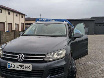 Авто Volkswagen Touareg 2011 № 8984382