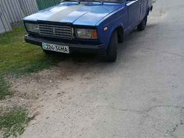Авто ВАЗ 2107 1992 № 8984388